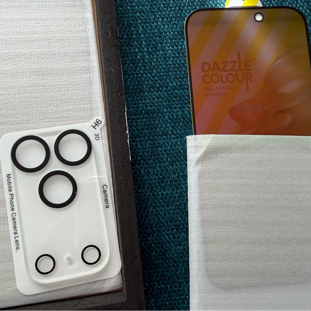 iPhone BUNDLE 17 PRO MAX Accessory bundle - Picture 5 of 10